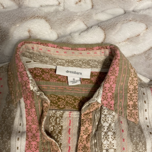 Pink button up - Picture 2 of 3